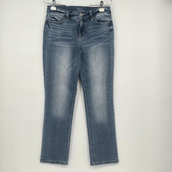 Time and Tru Denim - Time and Tru straight mid rise medium wash jeans size 4 NWOT